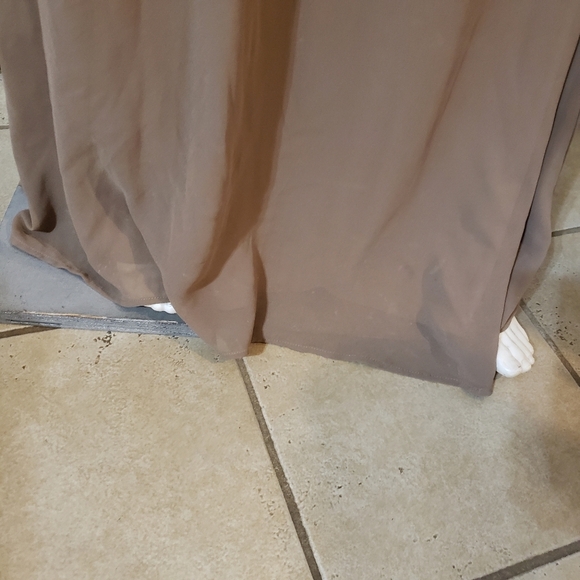 Show Me Your MuMu Chic Tan Maxi Dress with Flowing Design & Sophisticated Style - Picture 5 of 10